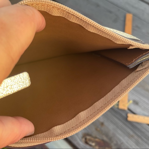 Calvin Klein Gold P’Leather Pouch Wristlet Case Organizer Wallet NEW NWOT 6 x 9” - Picture 5 of 5